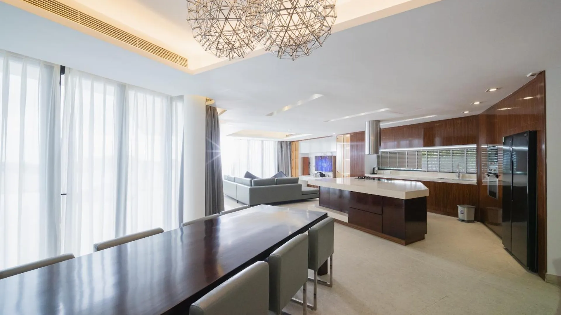 Villa Del Sol Нячанг